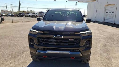 Black 2026 Chevrolet Colorado Z71