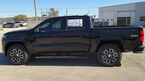 Black 2026 Chevrolet Colorado Z71