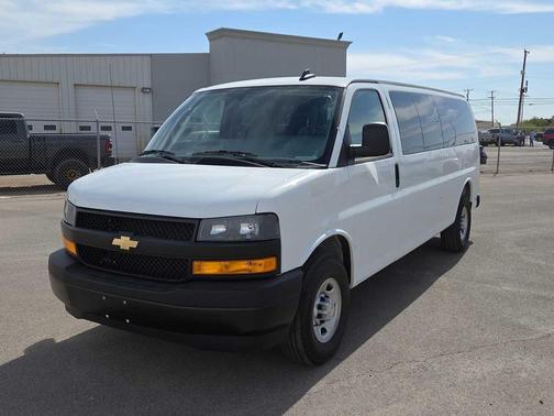 Summit White 2025 Chevrolet Express 3500 RWD 3500 Extended Wheelbase LS
