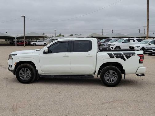 Glacier White 2025 Nissan Frontier SV