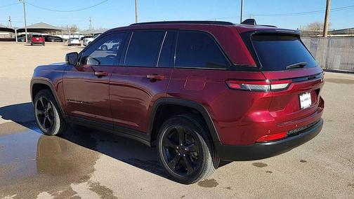 2023 Jeep Grand Cherokee Altitude