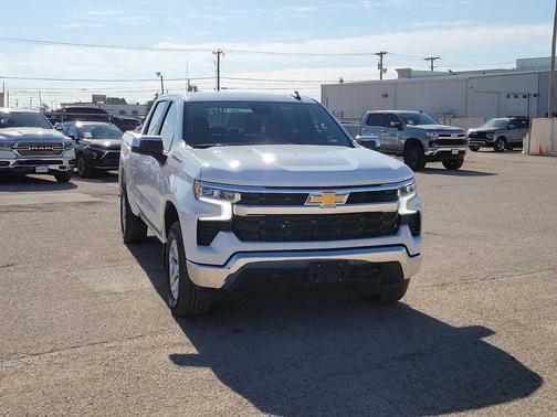 Summit White 2026 Chevrolet Silverado 1500 LT