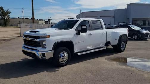 2025 Chevrolet Silverado 3500 LT