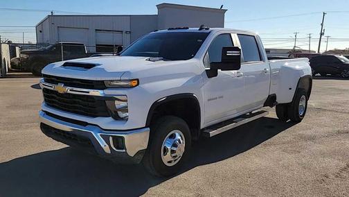2025 Chevrolet Silverado 3500 LT