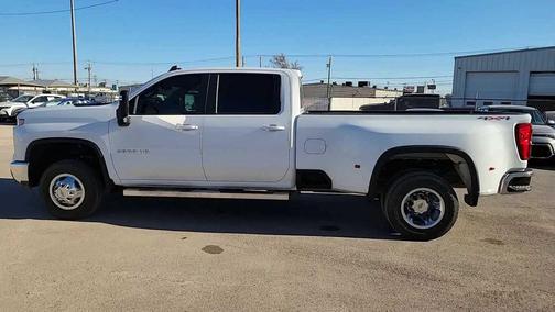 2025 Chevrolet Silverado 3500 LT