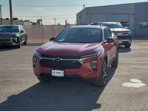 Apex Red 2026 Chevrolet Trax FWD 2RS