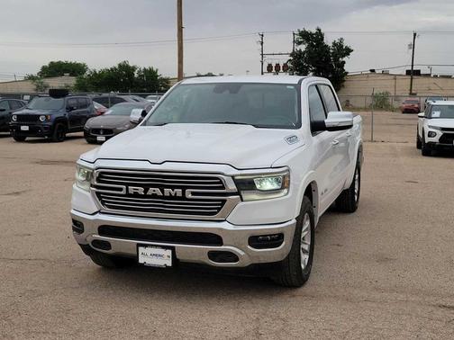 Bright White Clearcoat 2022 RAM 1500 Laramie