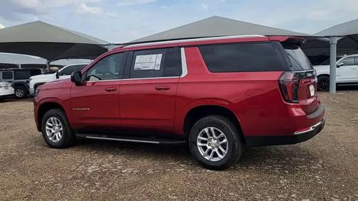 2025 Chevrolet Suburban LS