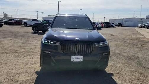 2022 BMW X7 M50i