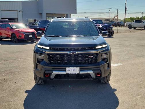 Mosaic Black Metallic 2026 Chevrolet Traverse AWD Z71