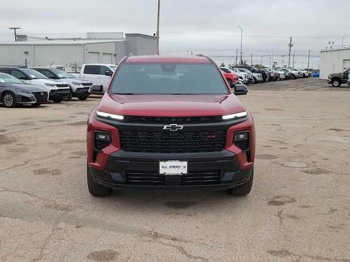 Radiant Red Tintcoat 2026 Chevrolet Traverse RS