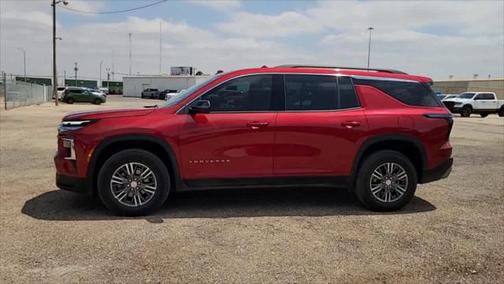2024 Chevrolet Traverse LT