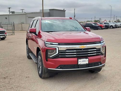 Radiant Red Tintcoat 2026 Chevrolet Tahoe LT