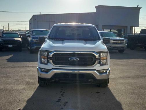 OXFORD WHITE 2023 Ford F-150 XLT