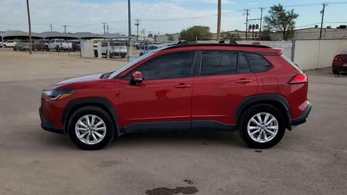 2022 Toyota Corolla Cross LE