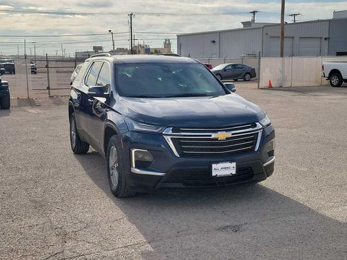 Northsky Blue Metallic 2023 Chevrolet Traverse LT Cloth