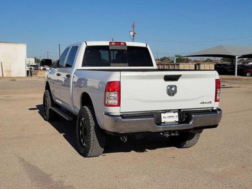 Bright White Clearcoat 2020 RAM 2500 Tradesman Crew Cab 4x4 6'4' Box