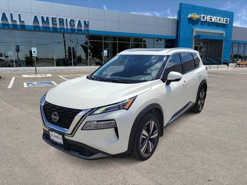 2023 Nissan Rogue SL