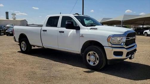 2024 RAM 3500 Tradesman Crew Cab 4x4 8' Box