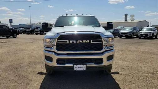 2024 RAM 3500 Tradesman Crew Cab 4x4 8' Box