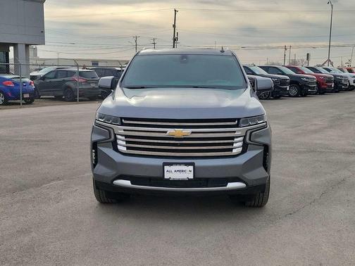 Satin Steel Metallic 2021 Chevrolet Suburban 4WD High Country