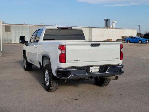 Summit White 2023 Chevrolet Silverado 2500 LT