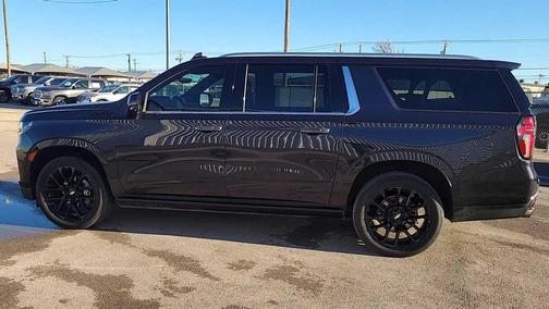 2022 Chevrolet Suburban 4WD High Country