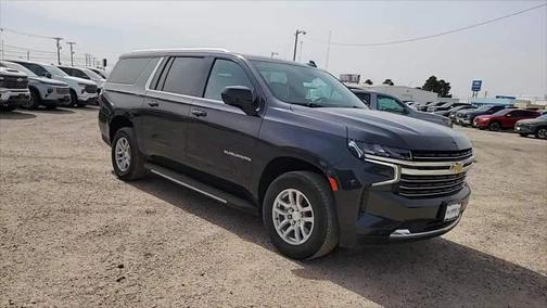 2023 Chevrolet Suburban LT