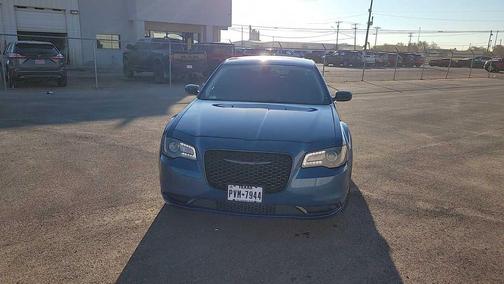 2021 Chrysler 300 Touring