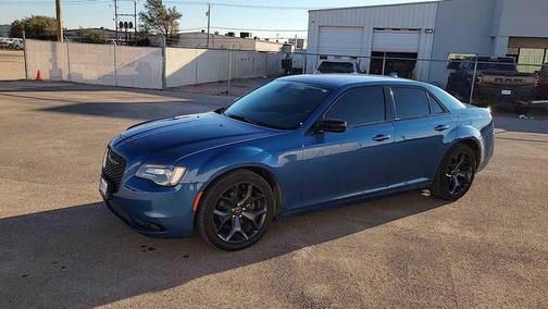 2021 Chrysler 300 Touring