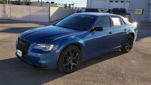 2021 Chrysler 300 Touring