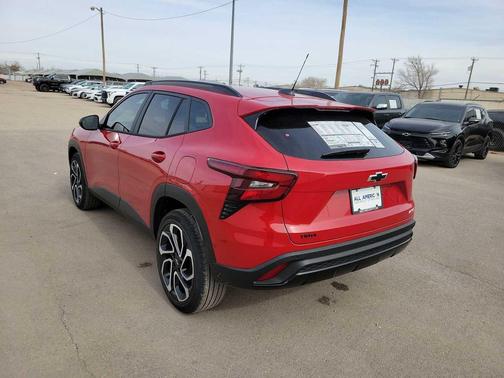 Apex Red 2026 Chevrolet Trax FWD 2RS