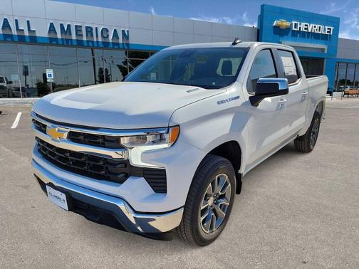 Summit White 2026 Chevrolet Silverado 1500 LT