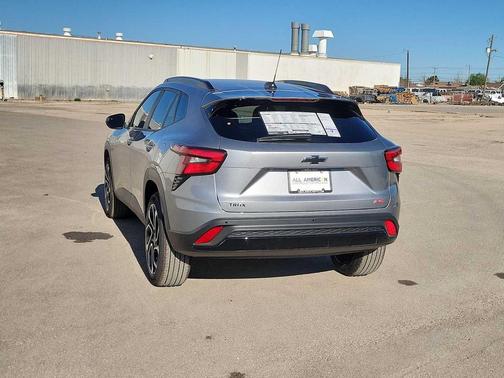 Sterling Gray Metallic 2026 Chevrolet Trax FWD 2RS