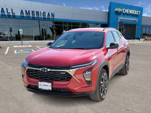 Apex Red 2026 Chevrolet Trax FWD 2RS