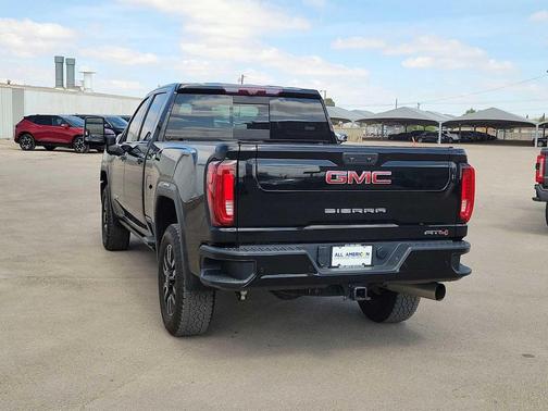 Ebony Twilight Metallic 2021 GMC Sierra 2500 AT4