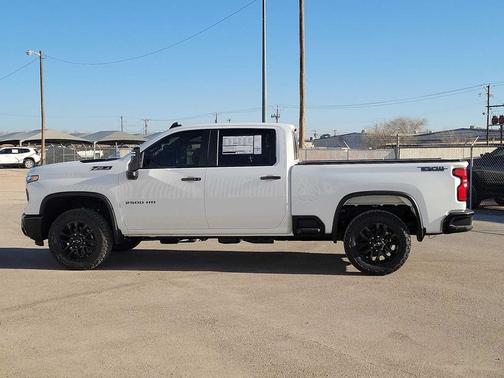 Summit White 2026 Chevrolet Silverado 2500 LT