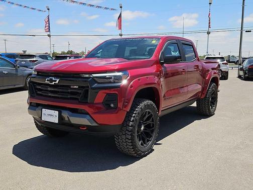 Radiant Red Tintcoat 2026 Chevrolet Colorado Z71