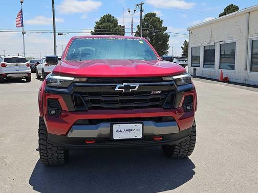 Radiant Red Tintcoat 2026 Chevrolet Colorado Z71