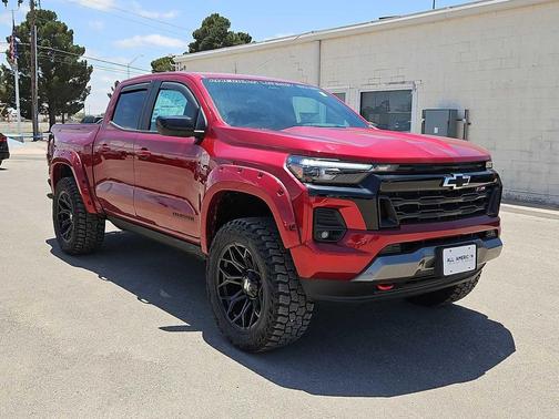 Radiant Red Tintcoat 2026 Chevrolet Colorado Z71