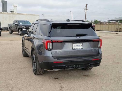 CARBONIZED GRAY METALLIC 2025 Ford Explorer ST-Line