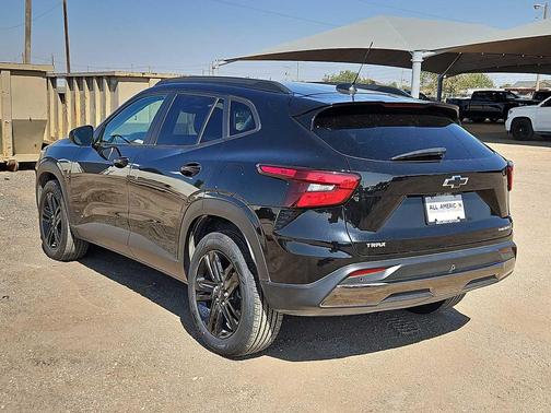 Mosaic Black Metallic 2025 Chevrolet Trax FWD ACTIV