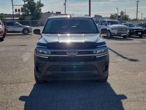 DARK MATTER PC 2024 Ford Expedition XLT