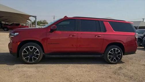 2022 Chevrolet Suburban RST