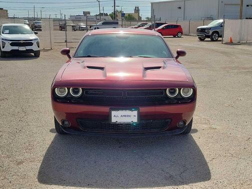 Octane Red Pearlcoat 2023 Dodge Challenger SXT