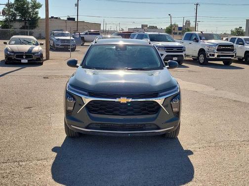 Cypress Gray 2025 Chevrolet Trax LT