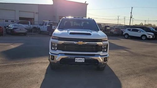 2025 Chevrolet Silverado 3500 LT