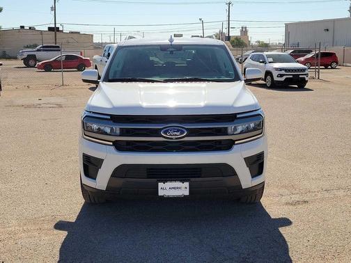 OXFORD WHITE 2024 Ford Expedition XLT