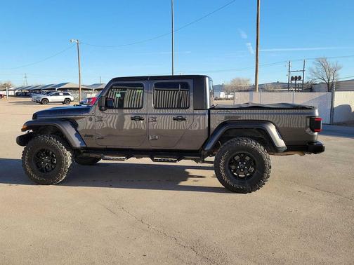 2024 Jeep Gladiator Willys
