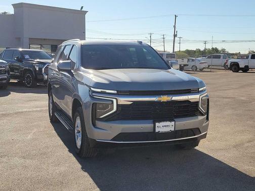2025 Chevrolet Tahoe LS
